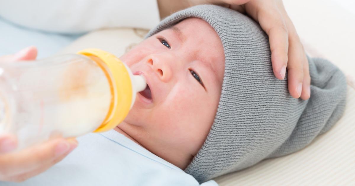 baby-cry-because-of-hunger-for-milk-picture-id857744118.jpg